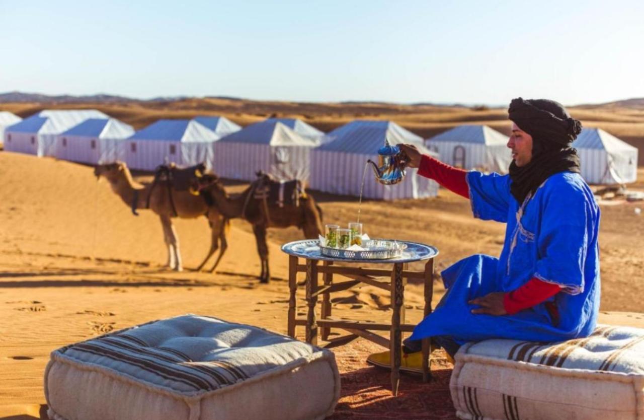 Desert Berber Fire Camp Мерцуга Екстериор снимка