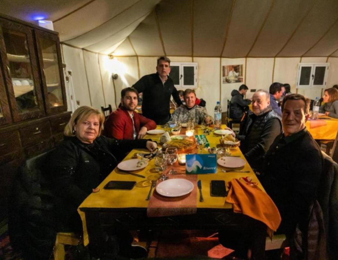 Desert Berber Fire Camp Мерцуга Екстериор снимка