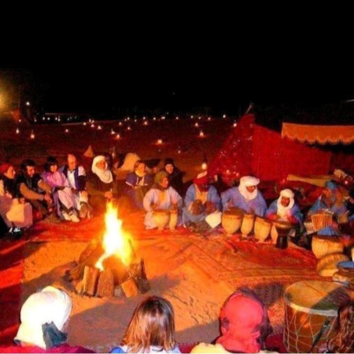 Desert Berber Fire Camp Мерцуга Екстериор снимка